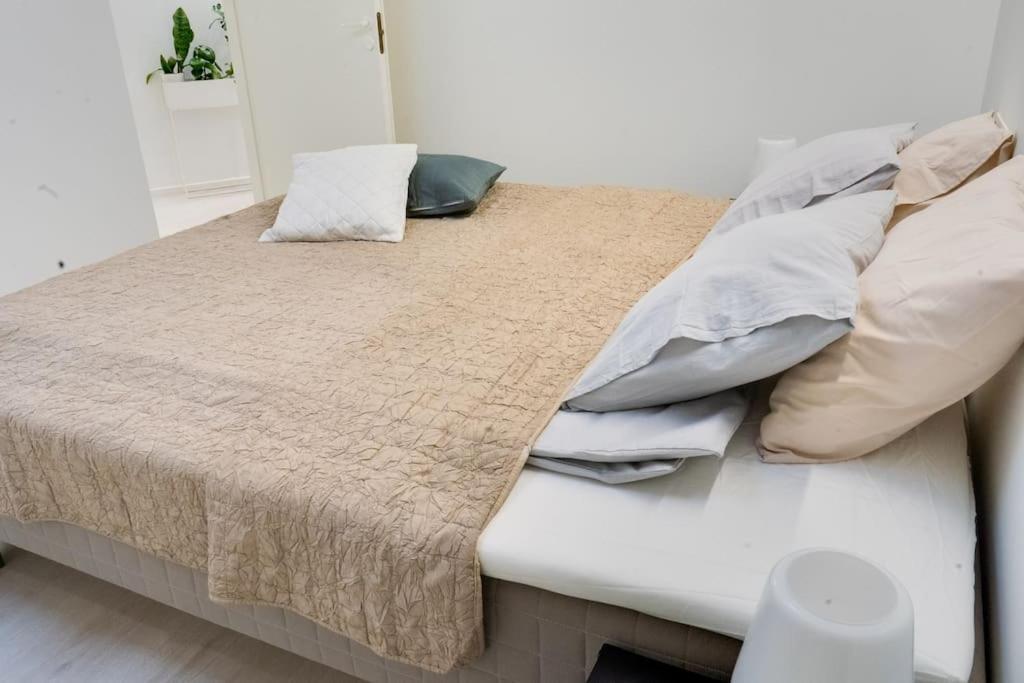 Apartament 3H,K,P - Keskellae Tamperetta Kaunis Parvekkeellinen Uusittu Kolmio Zewnętrze zdjęcie