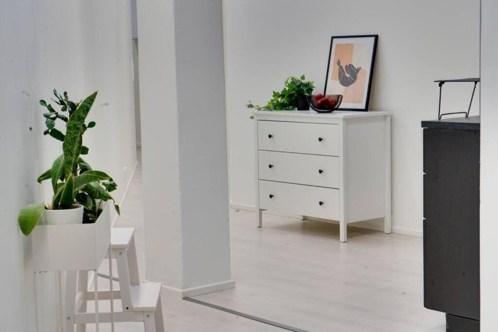 Apartament 3H,K,P - Keskellae Tamperetta Kaunis Parvekkeellinen Uusittu Kolmio Zewnętrze zdjęcie
